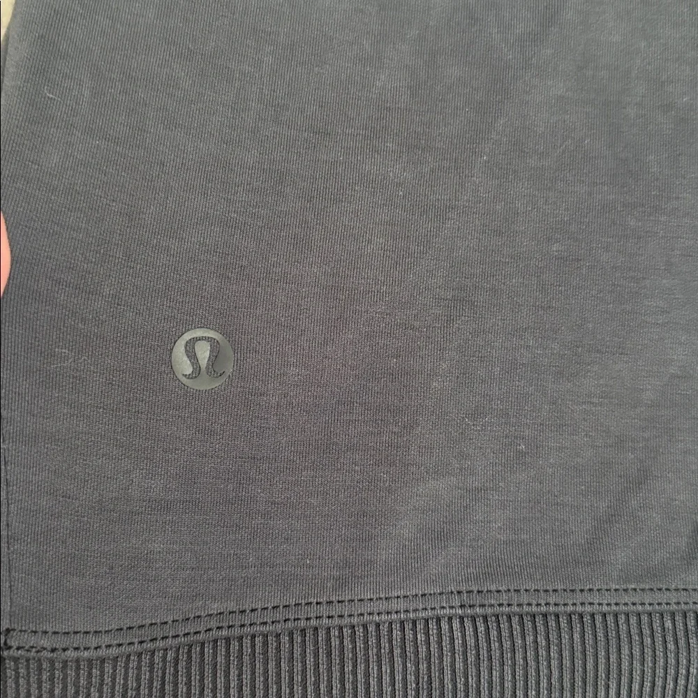 Lululemon Softstreme Turtleneck Pullover in Black